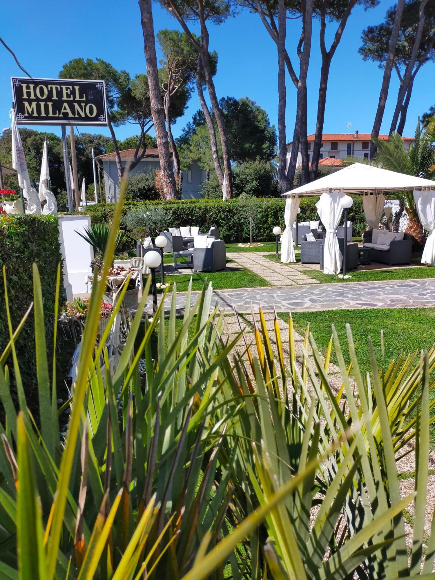 Milano Hotel Marina di Pietrasanta Exterior photo